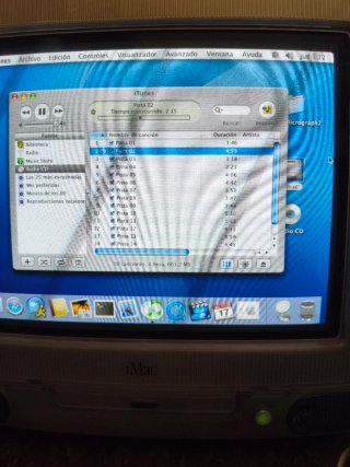 Apple iMac G3 Azul + Teclado