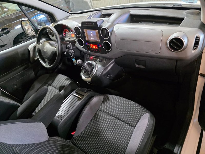 Peugeot Partner 2018, foto 11