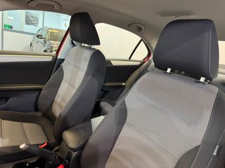 VOLKSWAGEN Jetta 1.4 TSI DSG Hybrid