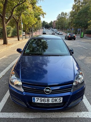 Opel Astra 2005 1.7 tdci 235000 km pegatina B