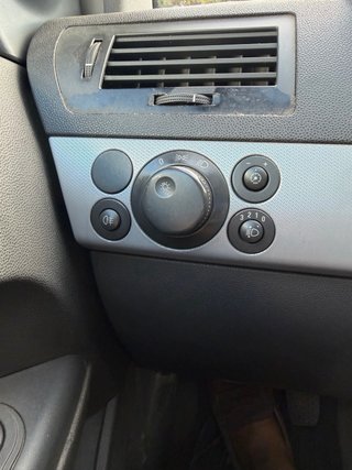 Opel Astra 2005 1.7 tdci 235000 km pegatina B
