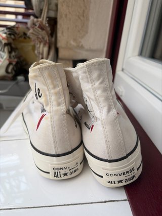 Converse Blancas Made With Love