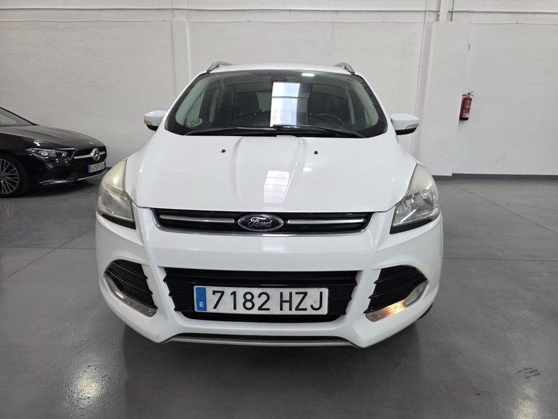 Ford Kuga 2.0 TDCi Titanium 4x4 Powershift (2014) 2014, foto 2