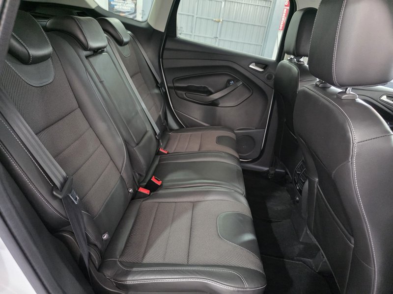 Ford Kuga 2.0 TDCi Titanium 4x4 Powershift (2014) 2014, foto 23