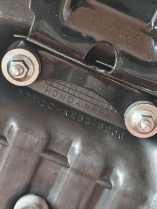 Asiento delantero HONDA Revel 250