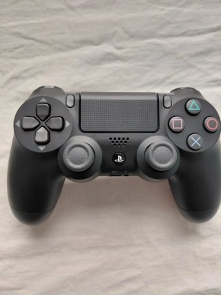 PlayStation 4 Slim 500GB Nera