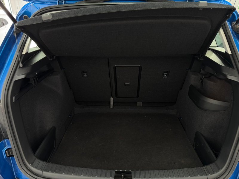 Škoda Karoq 2021, foto 15