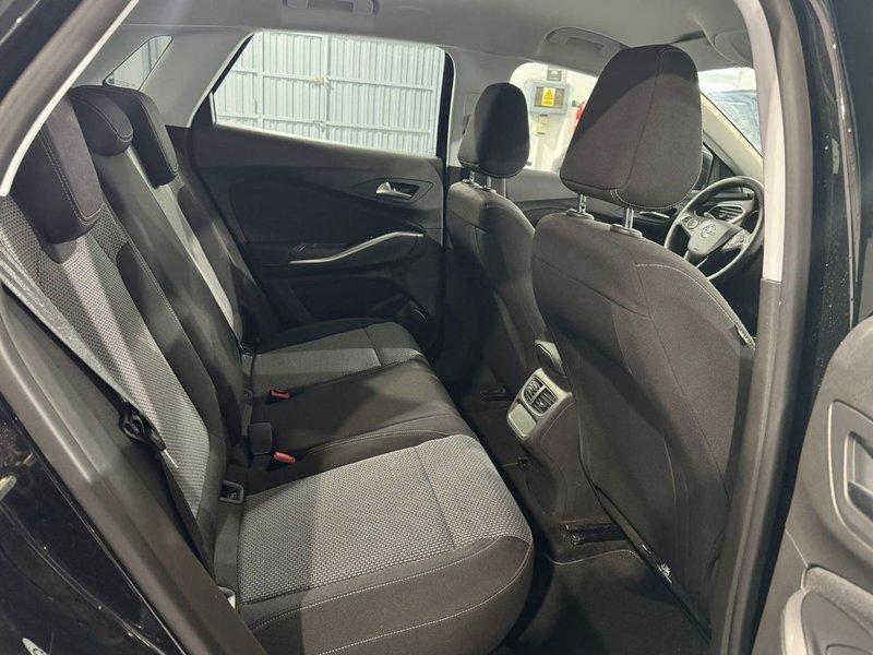 Opel Grandland X 2018, foto 25