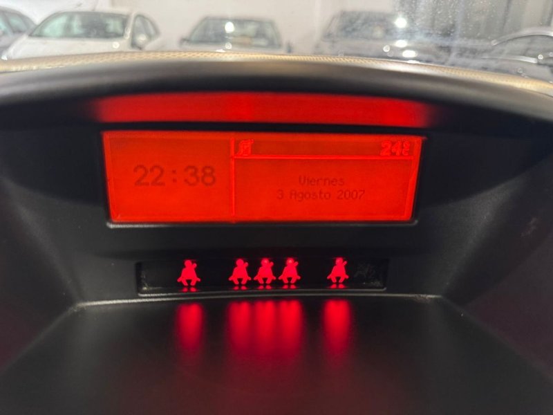 Peugeot 207 SW 1.6 HDI Sport 2009, foto 18