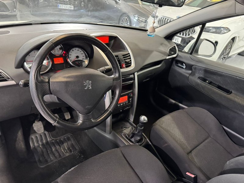 Peugeot 207 SW 1.6 HDI Sport 2009, foto 24