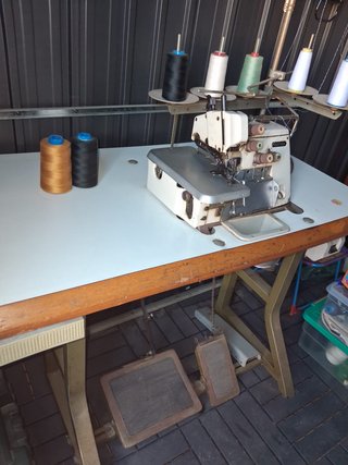 Máquina remalladora industrial Brother 5 hilos