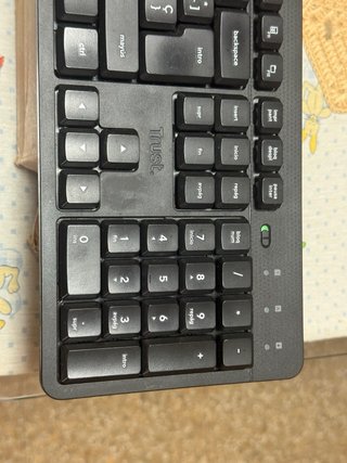 Pack Teclado y Ratón Inalámbrico Trust YMO II
