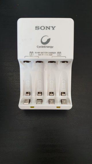 Caricabatterie Sony CycleEnergy AA/AAA