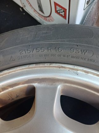 4 Llantas de aluminio Volvo