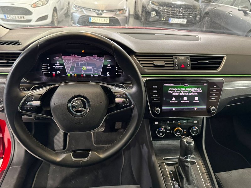 Škoda Superb Combi 2.0 TDI Adblue Style 2021, foto 9