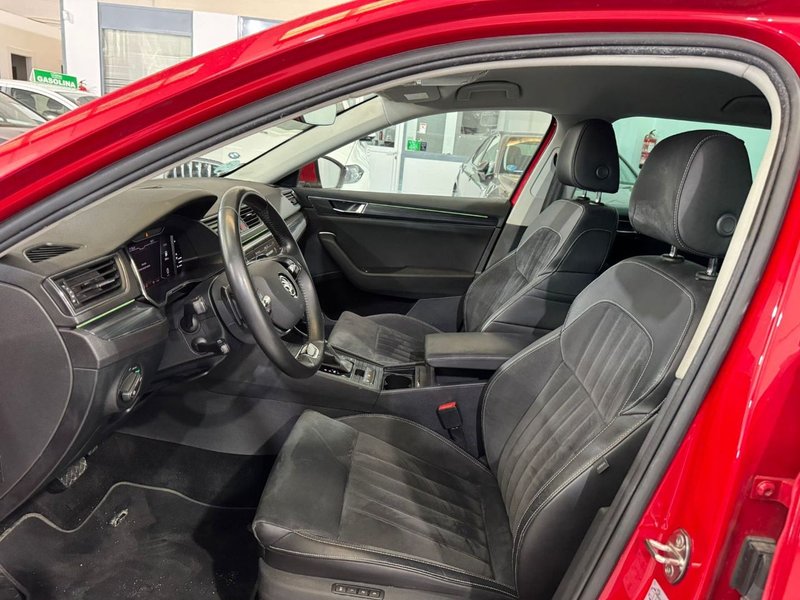 Škoda Superb Combi 2.0 TDI Adblue Style 2021, foto 12