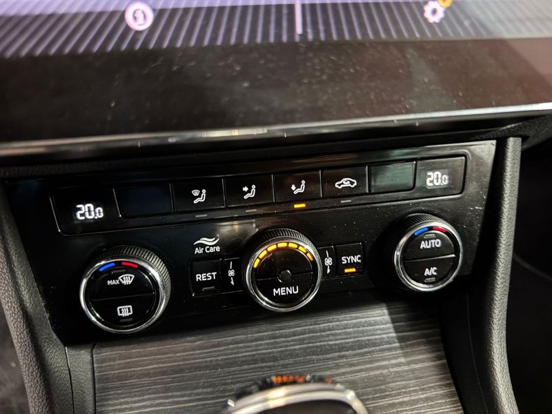 Škoda Superb Combi 2.0 TDI Adblue Style 2021, foto 23