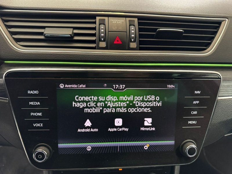 Škoda Superb Combi 2.0 TDI Adblue Style 2021, foto 24