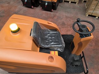 Barredora Industrial Autónoma Naranja