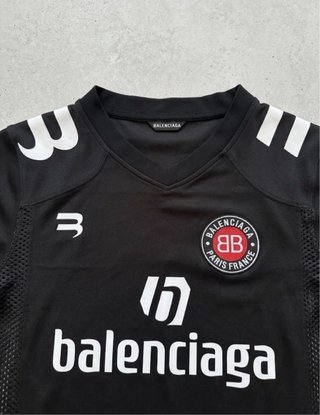 Camiseta Balenciaga Fútbol Negra