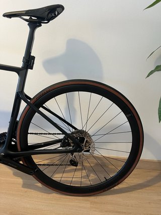 Cannondale SuperSix EVO Carbon Disc 105 Di2