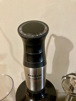 Batidora de Mano Taurus 1200W Premium