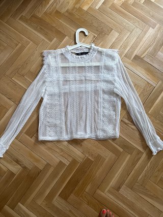 Blusa Zara calada blanca