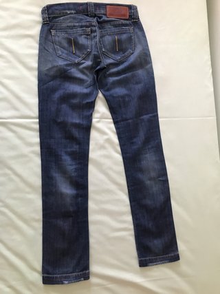 Pantalón Fornarina para rapaza, talla 25