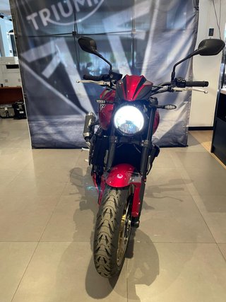 Triumph Trident 800 KM 0