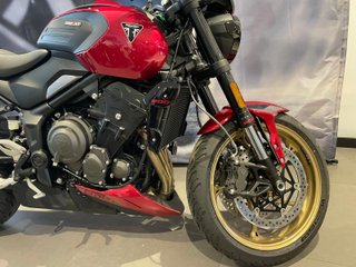 Triumph Trident 800 KM 0