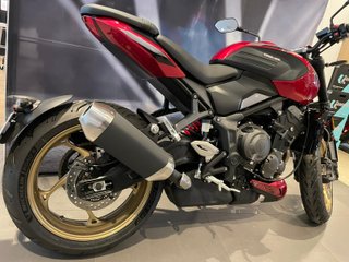 Triumph Trident 800 KM 0