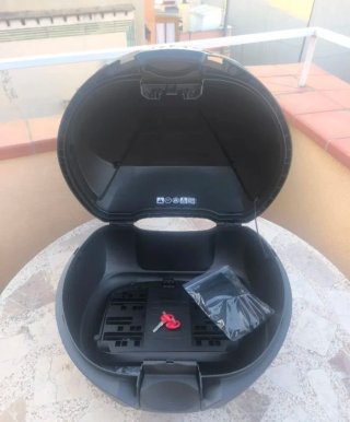 Baúl Shad SH39 Negro