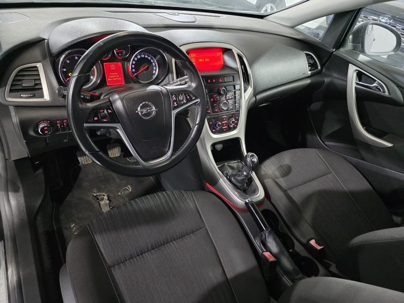 Opel Astra 1.7 CDTI Enjoy 18'' 2010, foto 4
