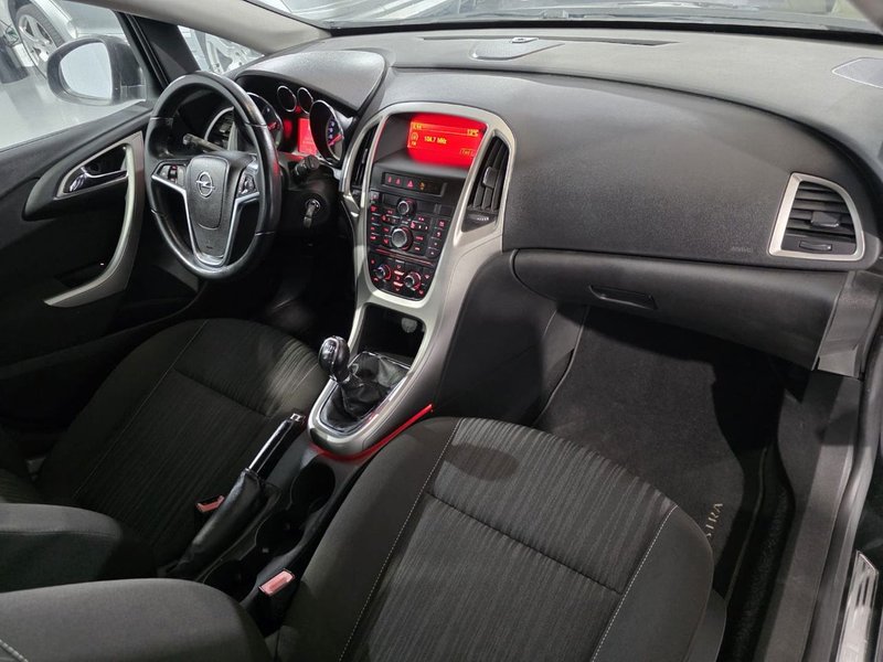 Opel Astra 1.7 CDTI Enjoy 18'' 2010, foto 10