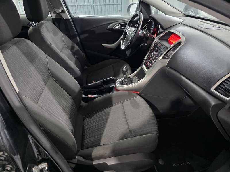 Opel Astra 1.7 CDTI Enjoy 18'' 2010, foto 18