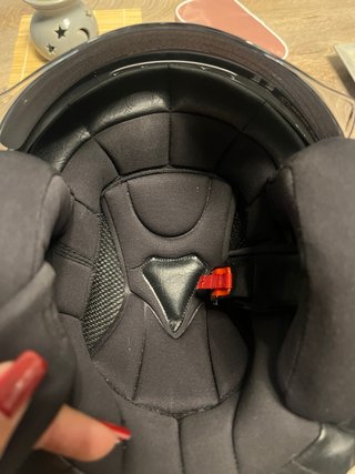 Casco Moto Gris con Visera