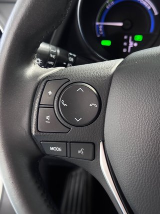 Toyota Auris 1.8 140H Hybrid Active