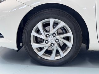 Toyota Auris 1.8 140H Hybrid Active