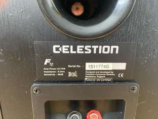 Altavoces Celestion F10 Negros y Grises