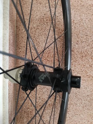 Ruedas de carbono VELOZER