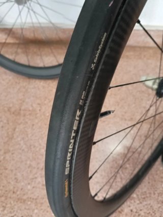 Ruedas de carbono VELOZER