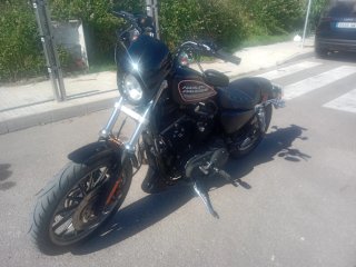 Harley-Davidson 883r