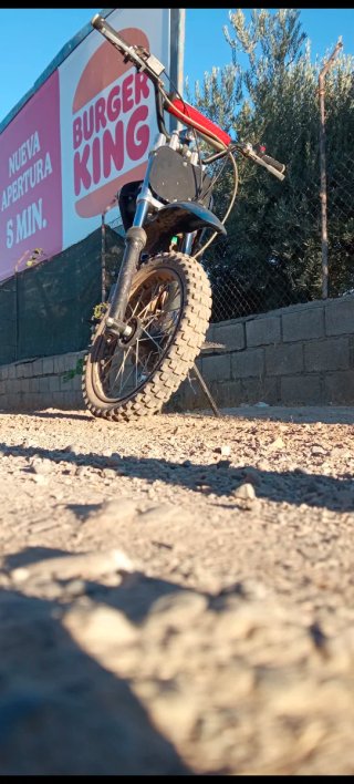 Moto Cross 110cc 4T Blanca Plásticos Nuevos