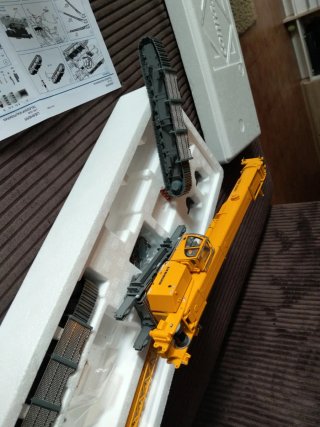 Grúa Liebherr LTR 1220 escala 1/50