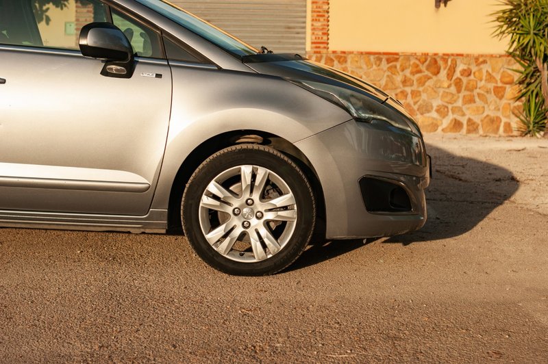 Peugeot 5008 2016, foto 6