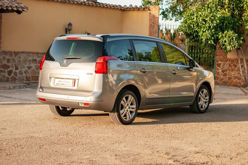 Peugeot 5008 2016, foto 7