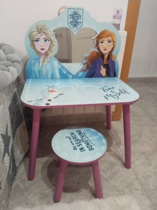 Tocador infantil Frozen con taburete