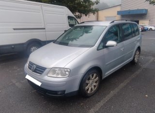 VOLKSWAGEN TOURAN 2.0 TDI DSG