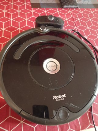 Robot Roomba 671