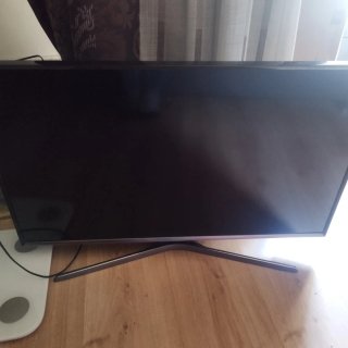 Samsung TV 32 UE32J5500AK  SmartTV led desprendido